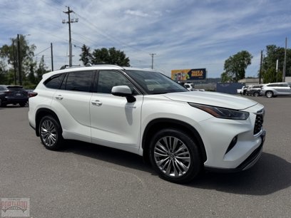 Used 2021 Toyota Highlander Platinum