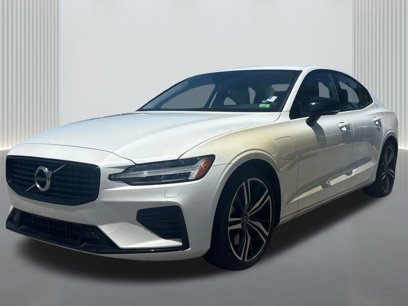 Used 2022 Volvo S60 T8 R-Design Expression w/ Premium Package