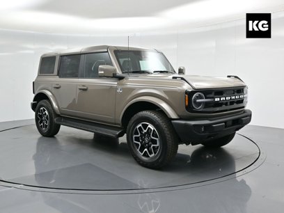 New 2025 Ford Bronco Outer Banks
