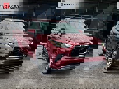 Certified 2023 Toyota Highlander Platinum