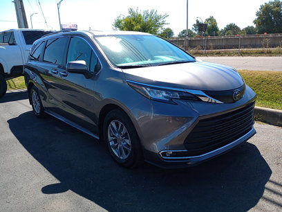 Used 2022 Toyota Sienna XLE w/ XLE Plus Package