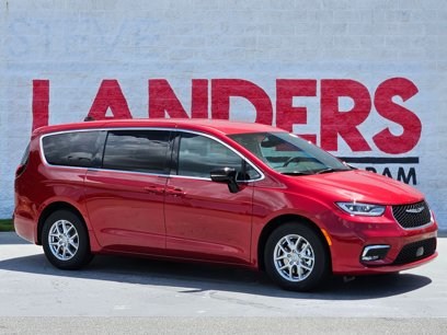 New 2025 Chrysler Pacifica Select