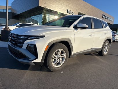 New 2025 Hyundai Tucson SE