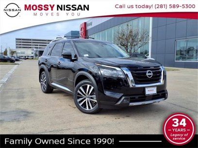 New 2025 Nissan Pathfinder Platinum w/ Cargo Package