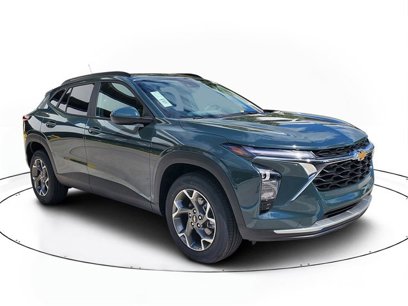 New 2025 Chevrolet Trax LT w/ Driver Confidence Package