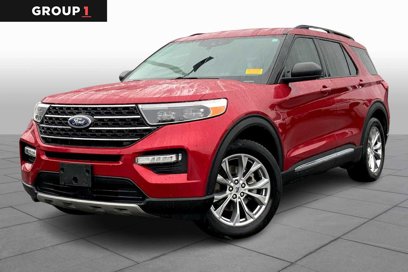 Certified 2021 Ford Explorer XLT w/ Equipment Group 202A