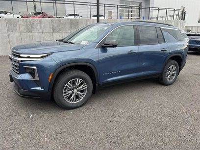 New 2025 Chevrolet Traverse LT w/ Driver Confidence Package