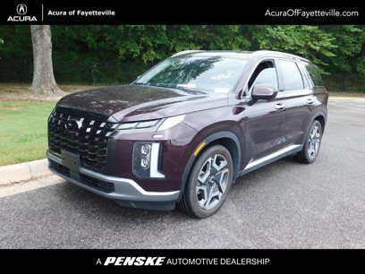 Used 2023 Hyundai Palisade Limited w/ Winter Package