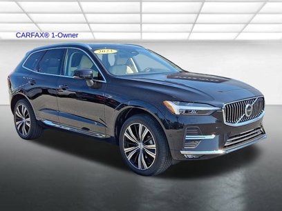 Certified 2023 Volvo XC60 B5 Plus w/ Climate Package