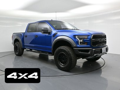 Used 2017 Ford F150 Raptor w/ Equipment Group 801A Mid