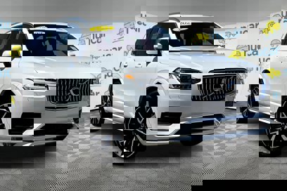 Used 2022 Volvo XC90 T6 Momentum w/ Advanced Package