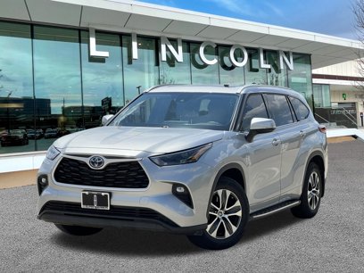 Used 2022 Toyota Highlander XLE