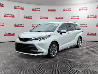Certified 2023 Toyota Sienna Platinum
