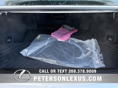 New 2025 Lexus ES 350 w/ Premium Package