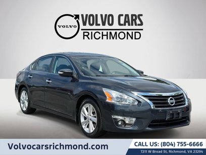 Used 2014 Nissan Altima 2.5 SV w/ Convenience Package
