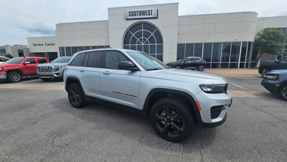 Used 2024 Jeep Grand Cherokee Altitude