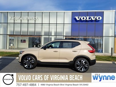 New 2025 Volvo XC40 B5 Ultra w/ Protection Package