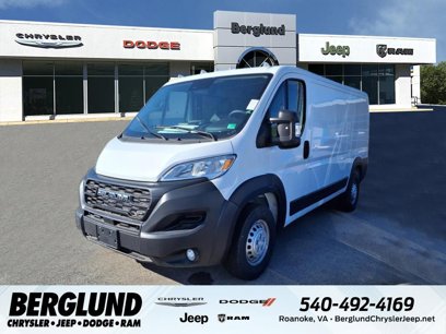 New 2024 RAM ProMaster 2500 w/ Convenience Group