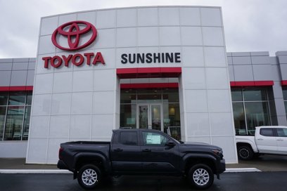 New 2024 Toyota Tacoma SR