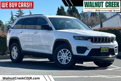 New 2025 Jeep Grand Cherokee Laredo
