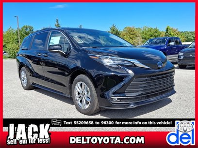New 2025 Toyota Sienna XLE