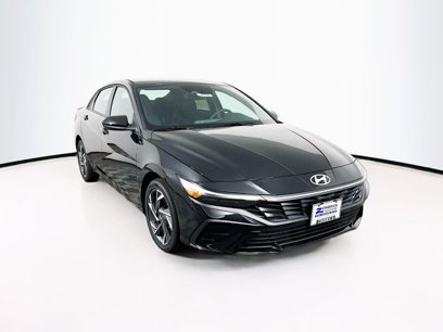 New 2025 Hyundai Elantra SEL