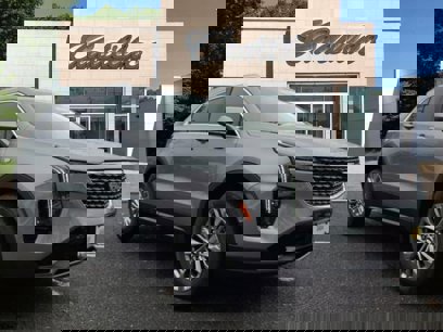New 2025 Cadillac XT4 Premium Luxury w/ Cold Weather Package