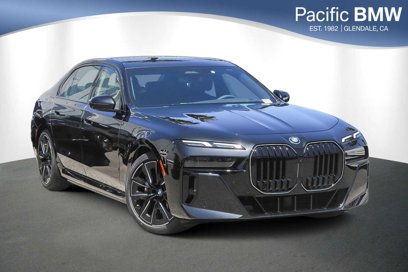 New 2025 BMW 750e xDrive w/ Premium Package