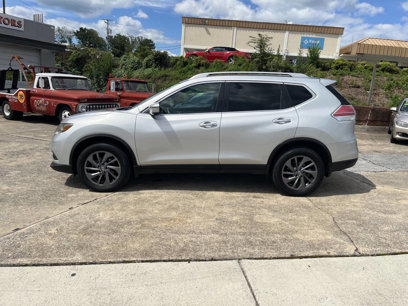Used 2016 Nissan Rogue SL w/ SL Premium Package