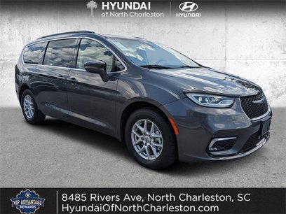 Used 2022 Chrysler Pacifica Touring-L