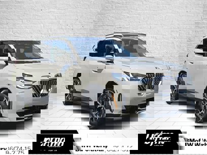 New 2025 BMW X3 xDrive30i w/ Convenience Package