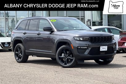 New 2025 Jeep Grand Cherokee Limited w/ Black Appearance Package
