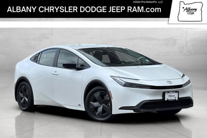 Used 2023 Toyota Prius LE
