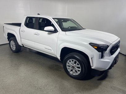 New 2025 Toyota Tacoma SR5