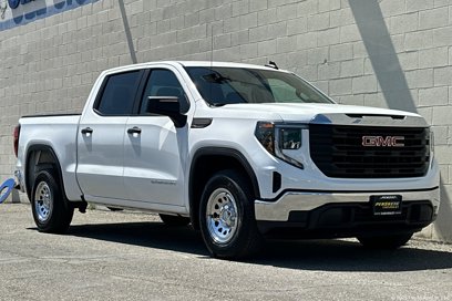Certified 2024 GMC Sierra 1500 Pro w/ Trailering Package