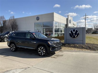New 2025 Volkswagen Atlas SEL Premium R-Line