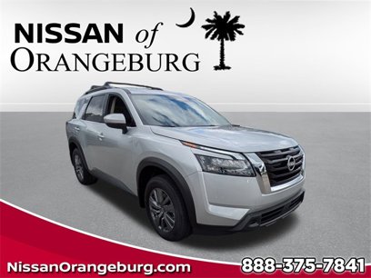 New 2025 Nissan Pathfinder SV