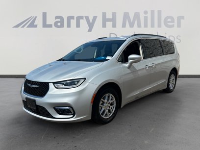 Used 2022 Chrysler Pacifica Touring-L