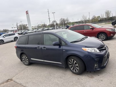 Used 2018 Toyota Sienna XLE