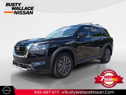 New 2025 Nissan Pathfinder SL w/ SL Premium Package