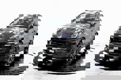 Certified 2025 Porsche Macan