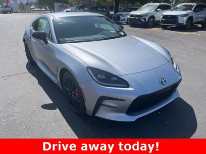 New 2025 Toyota GR86 Premium w/ Performance Package