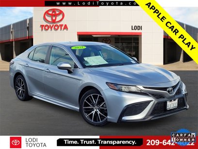 Used 2021 Toyota Camry SE w/ Carpet Mat Package (TMS)