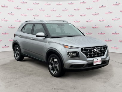 Used 2025 Hyundai Venue SEL