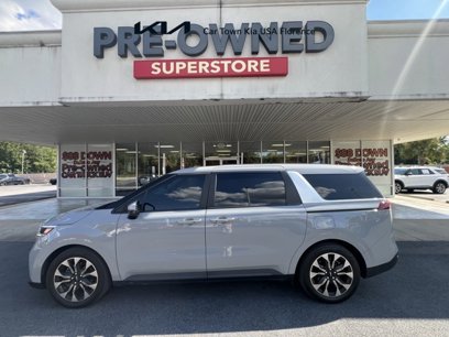 Used 2024 Kia Carnival EX