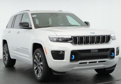 New 2023 Jeep Grand Cherokee Overland w/ Luxury Tech Group IV