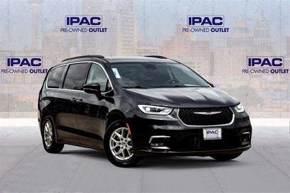 Used 2022 Chrysler Pacifica Touring-L