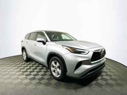Used 2023 Toyota Highlander L