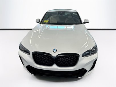 New 2025 BMW X4 xDrive30i w/ Premium Package