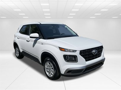 New 2025 Hyundai Venue SE